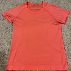 Lululemon swiftly tech